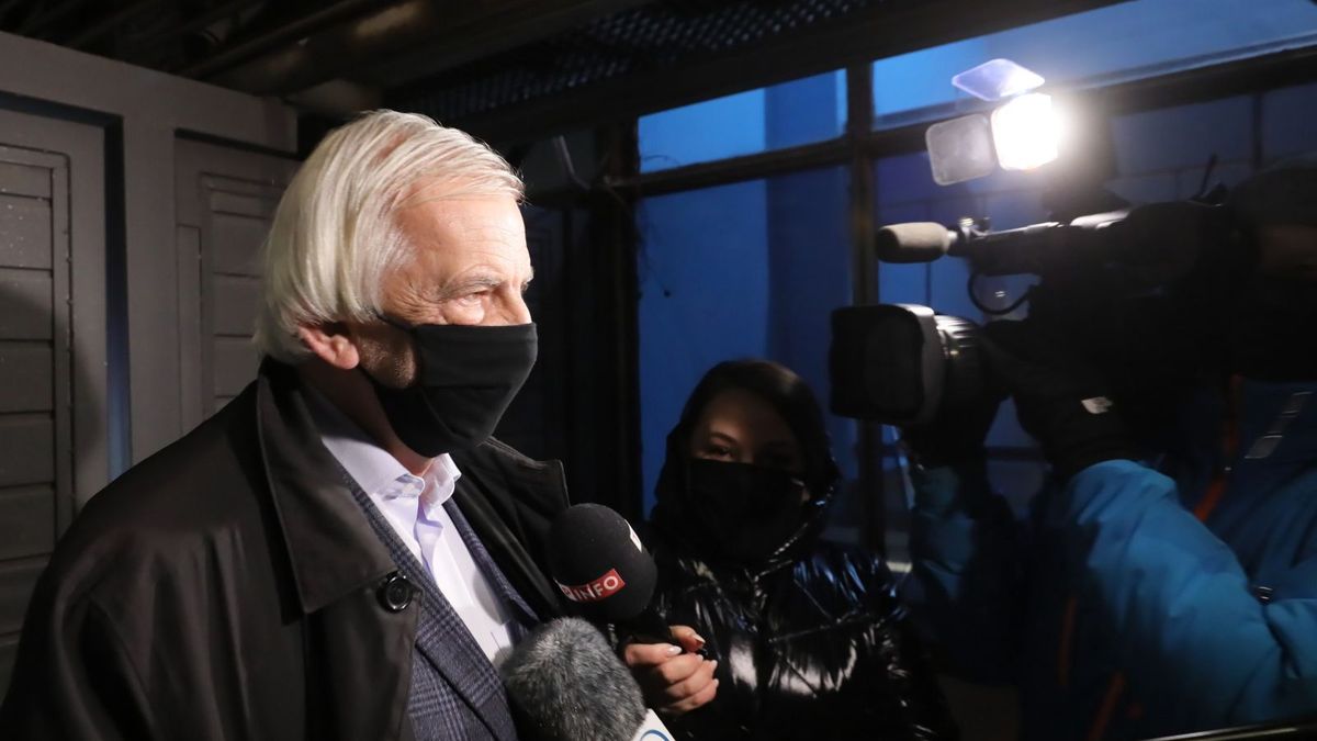 Ryszard Terlecki podczas spotkania z dziennikarzami