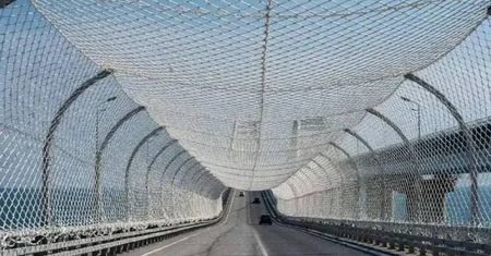 Desperacki plan Rosjan. Tak chcą ochronić setki km "autostrady śmierci"
