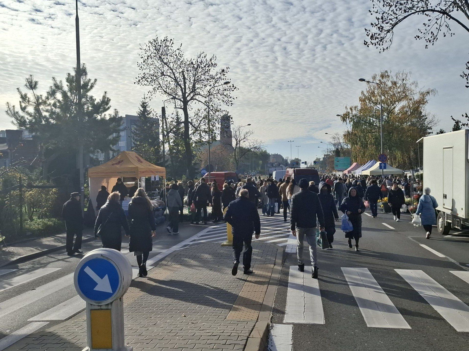 Wszystkich Świętych 2025 na Cmentarzu Komunalnym przy ulicy Limanowskiego w Radomiu