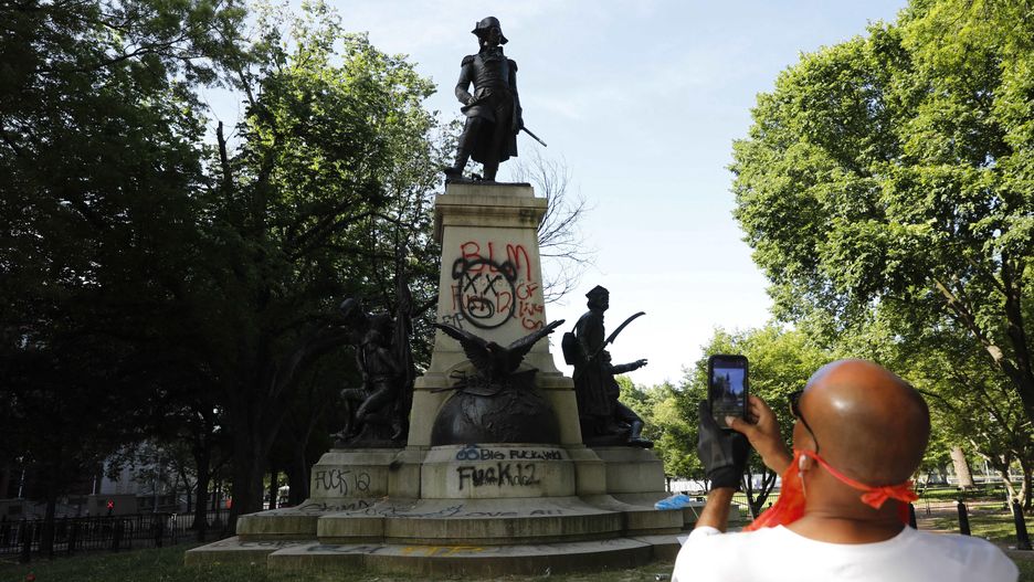 USA. Władze Waszyngtonu rozpoczęły czyszczenie pomnika Tadeusza Kościuszki 