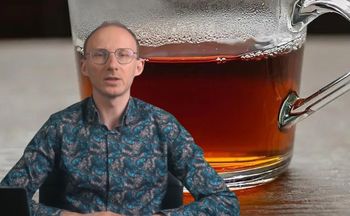 Gorąca herbata szkodzi? "Zwiększa dwukrotnie ryzyko zachorowania na raka przełyku"