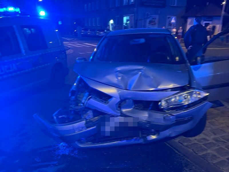 Nocny pościg w Oleśnicy: 20‑letni Ukrainiec bez prawa jazdy