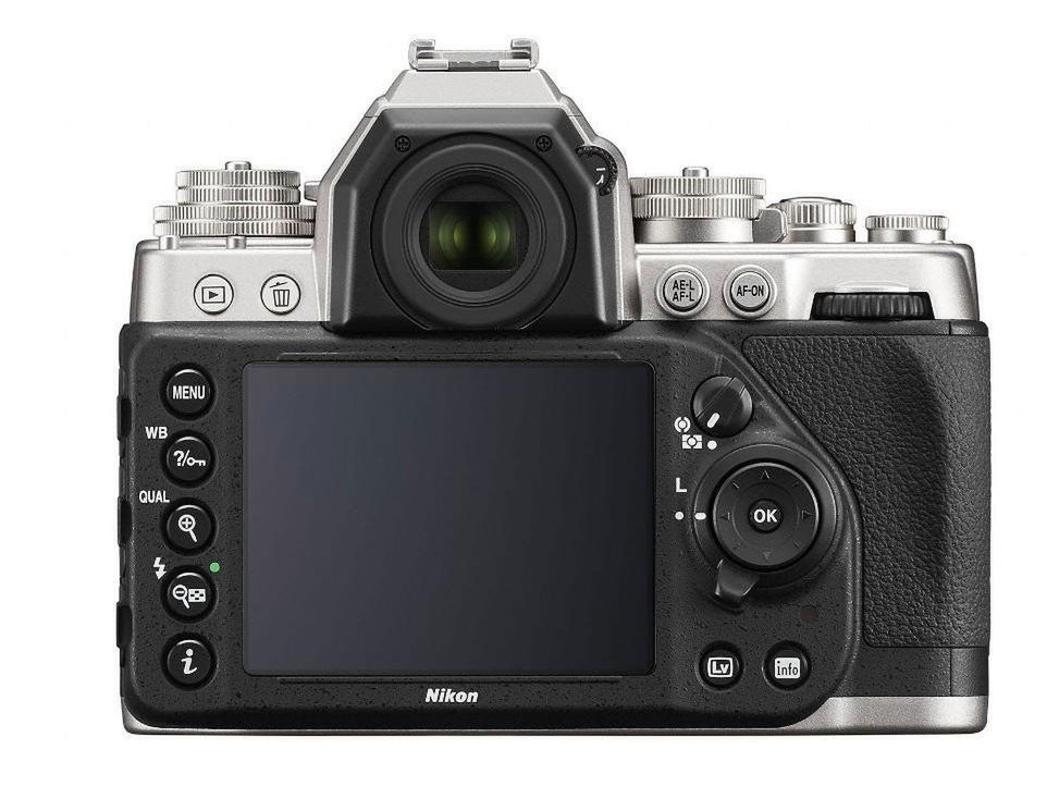 Nikon Df - klasyczny korpus z potężnym, nowoczesnym wnętrzem 12