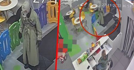 Sceny jak z horroru w Ząbkach. Człowiek w masce pojawił się w sali zabaw dla dzieci