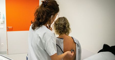 Leczenie Ukraińców kosztowało nas o wiele mniej, niż planował rząd