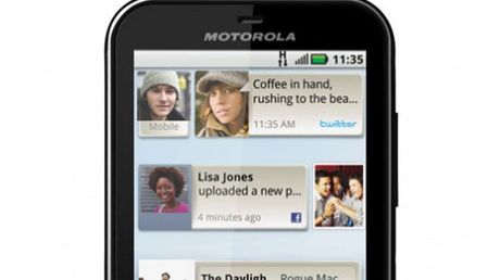 Motorola Defy - jak radzi sobie w kąpieli? [wideo] 1