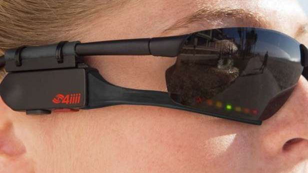 Sportiiiis zamieni zwykłe okulary przeciwsłoneczne w przezierny wyświetlacz 1