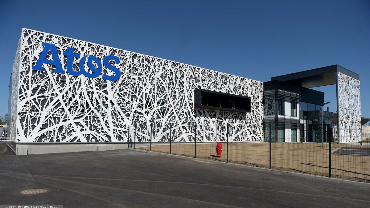 Superkomputer HPC
This picture taken on September 19, 2019, in angers, shows the headquater of the global High Performance Computing (HPC) Test Lab, during the inauguration at the Atos' site, on September 19, 2019 in Angers. (Photo by ERIC PIERMONT / AFP)
ERIC PIERMONT