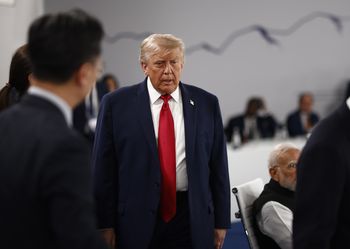 Koniec ery mocnego dolara? Człowiek Trumpa przejmuje stery FED