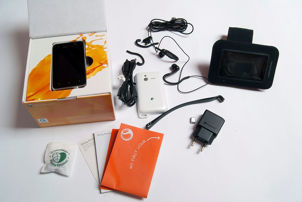 Sony Ericsson Xperia active - multimedialny maluch dla aktywnych [test] 2