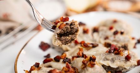 Pierogi z naszego przepisu świetnie podbijają żelazo. Taki obiad zjedzą nawet dzieci