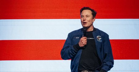 "WSJ" ujawnia: Tesla wycofuje chińskie części z produkcji w USA