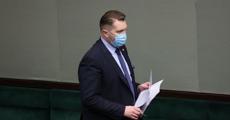 Doradca Przemysława Czarnka doniósł na prof. Wojciecha Maksymowicza? Leszek Miller wzburzony. Zdecydowany komentarz