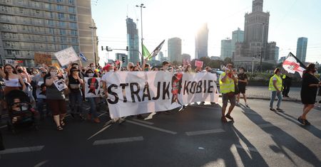 PiS nie chce konwencji antyprzemocowej. RPO ostrzega: to ośmieszy Polskę