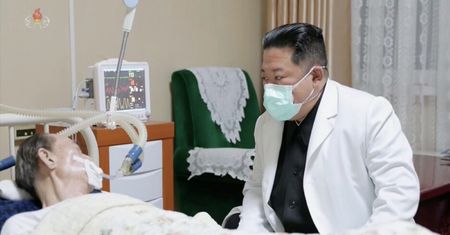 Żałoba w Korei Północnej. Kim Dzong Un był z nim do końca