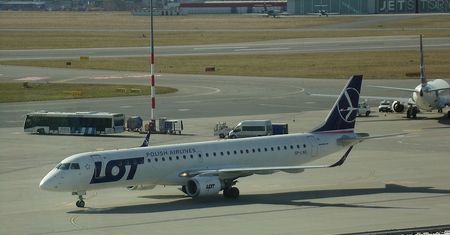 Rząd boi się porwania samolotu. LOT nie poleci nad Białorusią