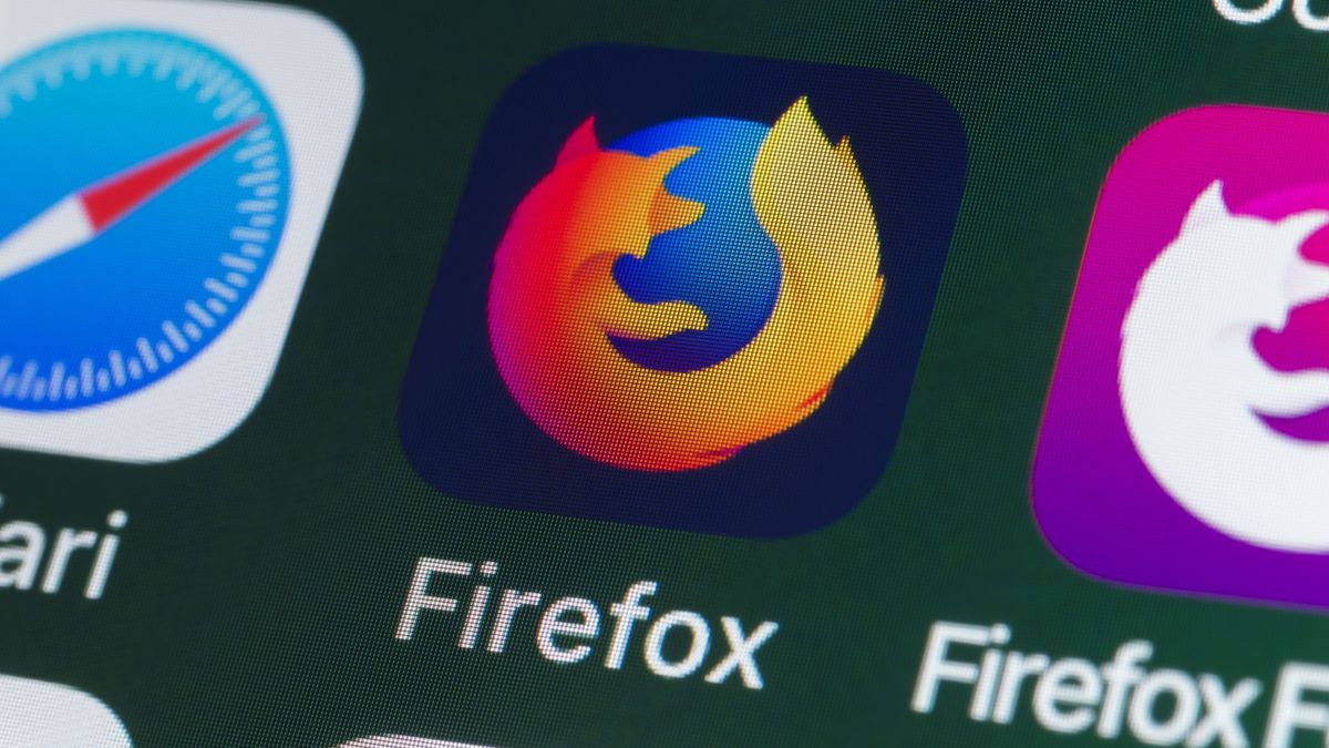 Logo Firefoxa nie przedstawia lisa.