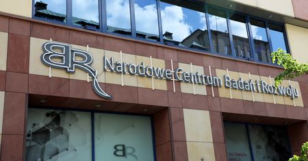 Unijni śledczy wchodzą do gry. Granty pod lupą. Kolejne kłopoty w NCBiR