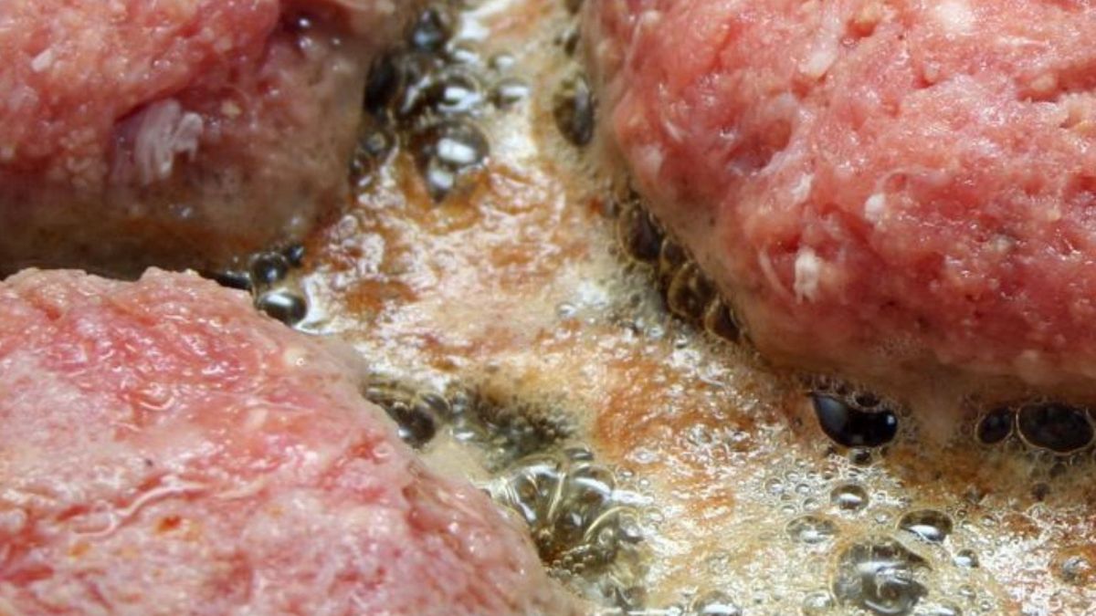 Wybierając mięso mielone warto sprawdzić jego skład