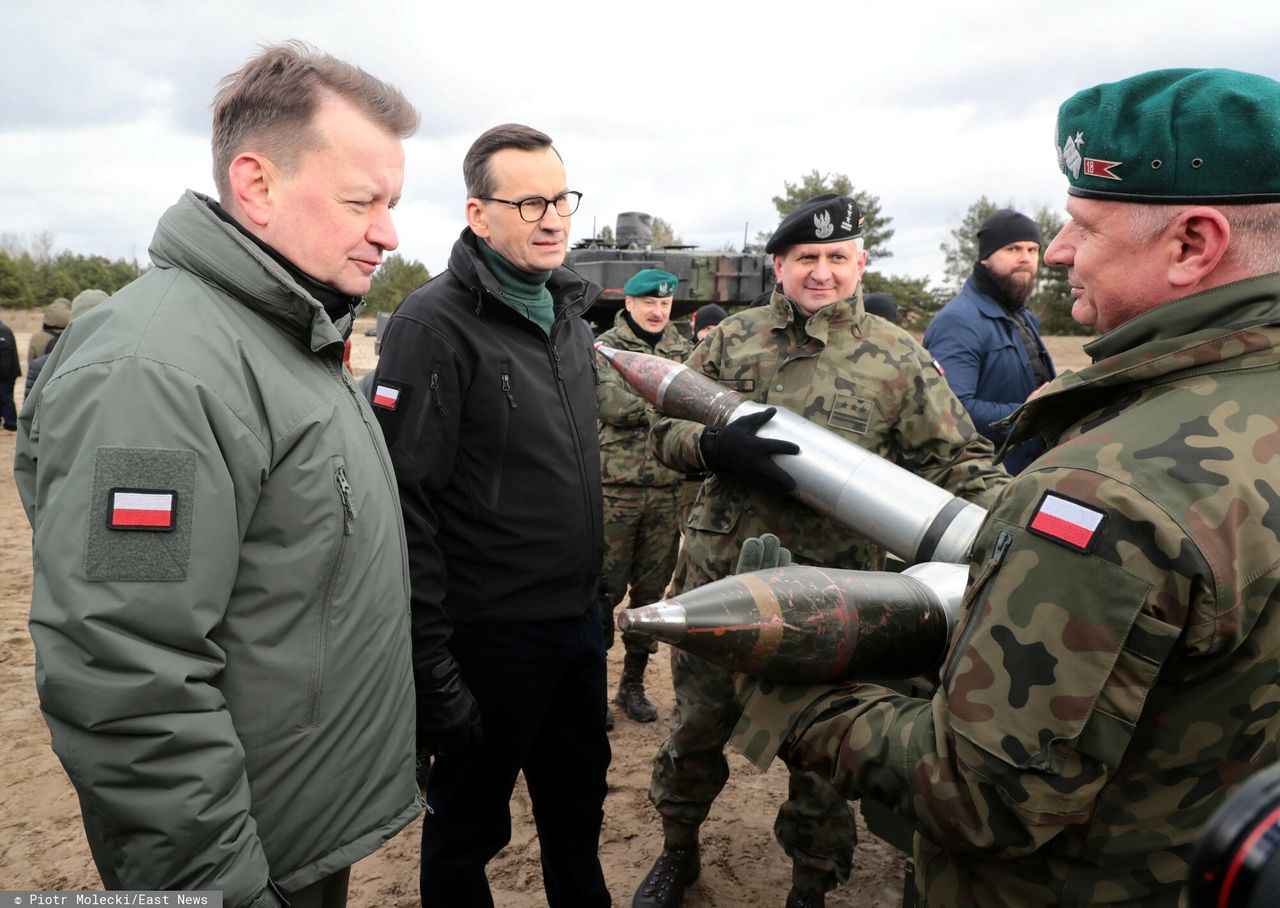 "Armia pilnie potrzebuje amunicji 155 mm". Jak poprzednie władze zrezygnowały z dostaw