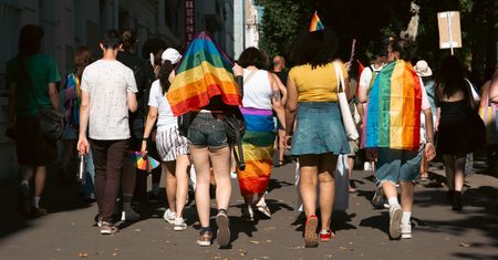 Parada Równości w Czechach. Dziesiątki tysięcy na ulicach Pragi