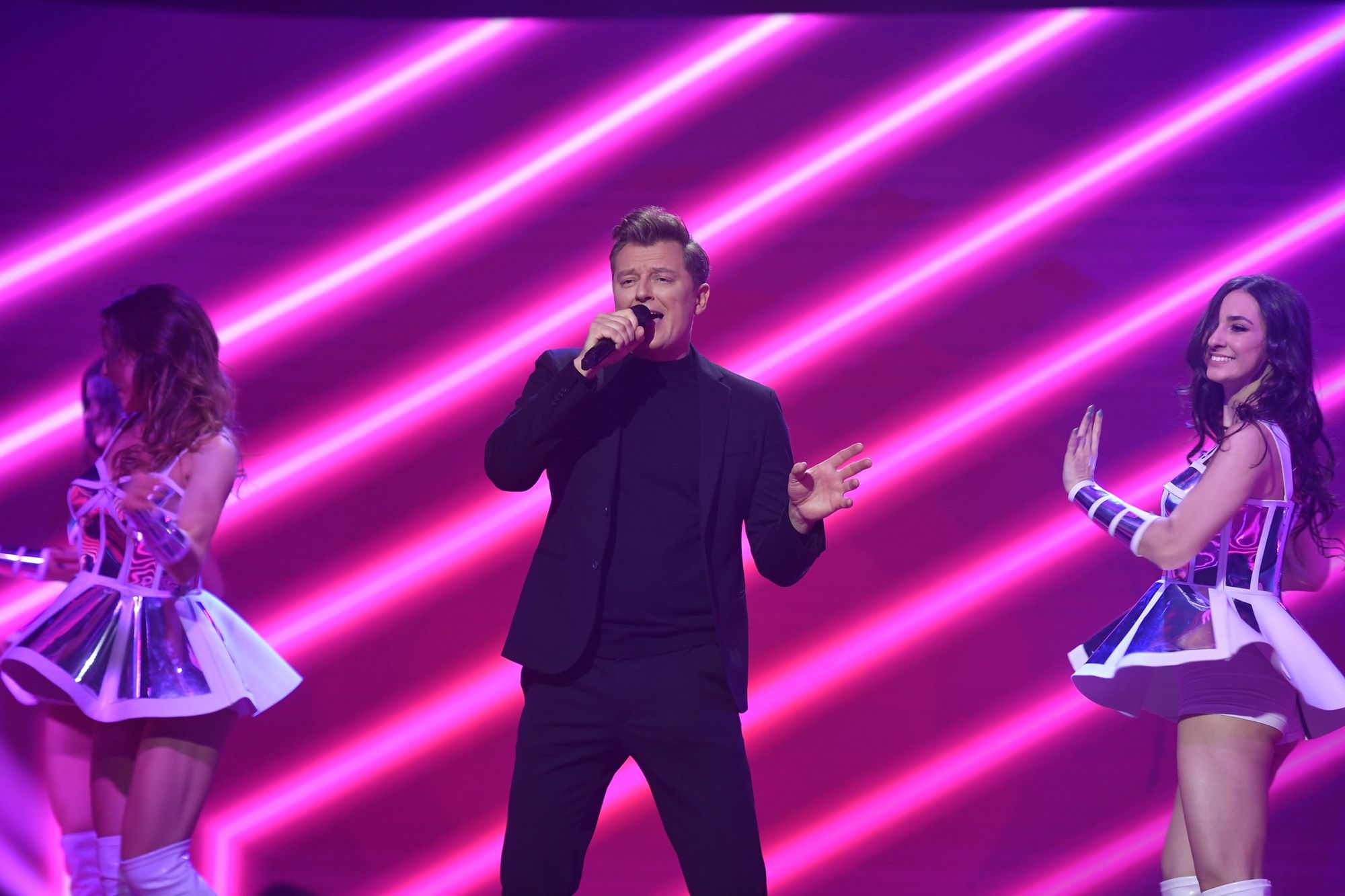 Rafał Brzozowski śpiewa "The Ride" na preselekcjach do Eurowizji