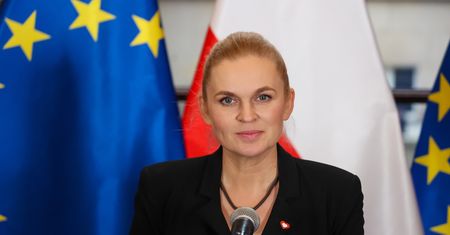 Dostaną 30 proc. podwyżki. Nowa ministra zapowiada, kiedy będą przelewy