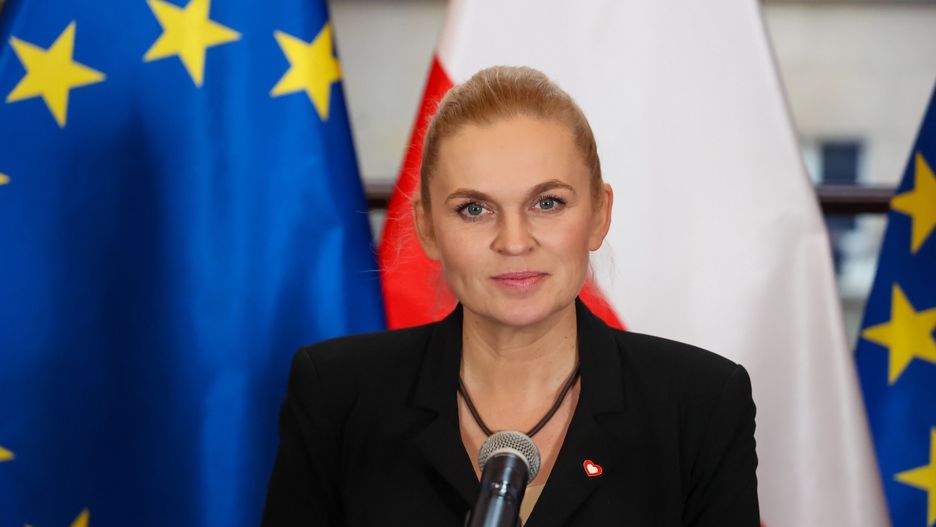 Podwyżki dla nauczycieli. Nowa minister zapowiada, kiedy będą przelewy