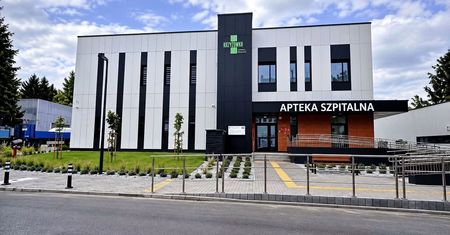 Pierwsza taka apteka w Polsce. Robot przygotuje lek dla pacjenta