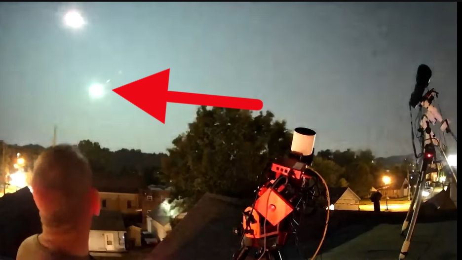 Wybuchająca kula ognia nad USA