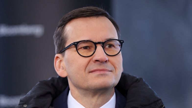 Mateusz Morawiecki dostał gigantyczny "bonus" od KPRM