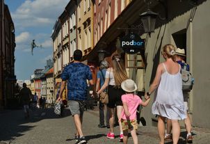 Padło pytanie o niepłodność. Ministra odpowiada ws. emerytur