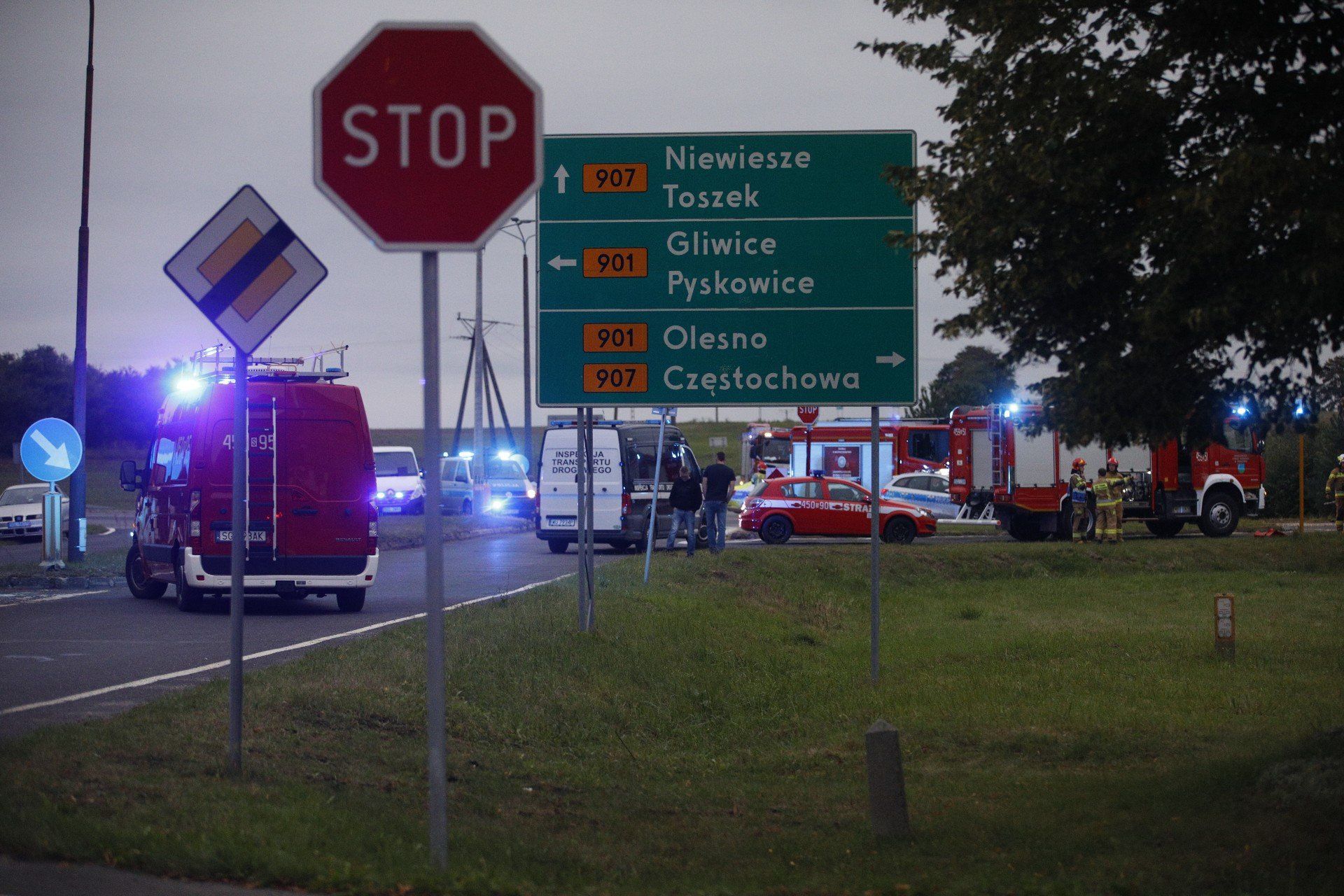 Tragiczny wypadek w Wielowsi. Prokuratura zleciła sekcję zwłok ofiar koszmarnej kraksy