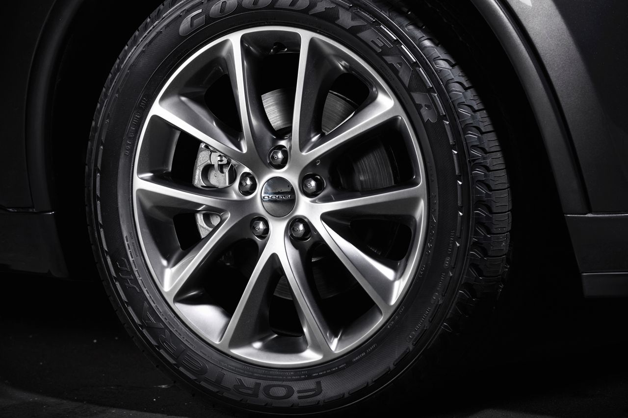 Odświeżony Dodge Durango w pełnej krasie [galeria] 49