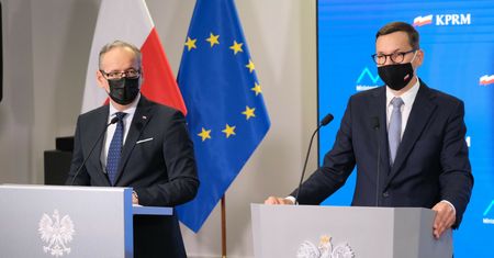 Rekord pandemii w Polsce. "Nawet 140 tys. zakażeń dziennie". Konferencja prasowa