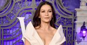 Catherine Zeta-Jones ZACHWYCA na premierze "Wednesday" u boku 22-letniego SYNA Dylana. Podobny do sławnej mamy? (ZDJĘCIA)
