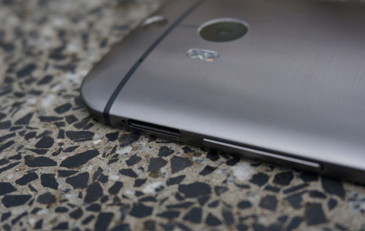HTC One m8 - jakość wykonania i ergonomia 3