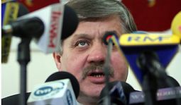 Jurgiel: nie ma mowy o masowym wybijaniu drobiu