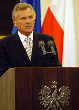 Kwaśniewski: zmiany na Ukrainie to nic nadzwyczajnego