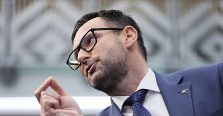 Oto zarobki w zagranicznej spółce Orlenu. Są wyższe, niż powiedział Daniel Obajtek
