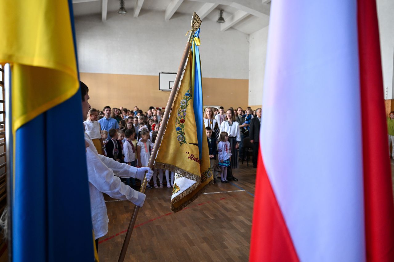 Ukraińskie dzieci w polskich szkołach. Polacy zgodni w sondażu (zdjęcie ilustracyjne)