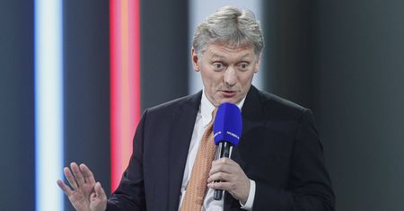 Rzecznik Putina o krajach Zachodu: to, co robią, to wojna
