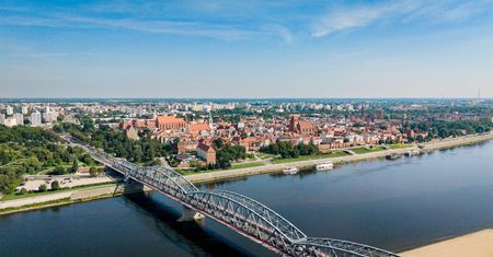 Toruń traci mieszkańców, ale jego powiat rośnie. Demografia pokazuje, że metropolia ma sens!