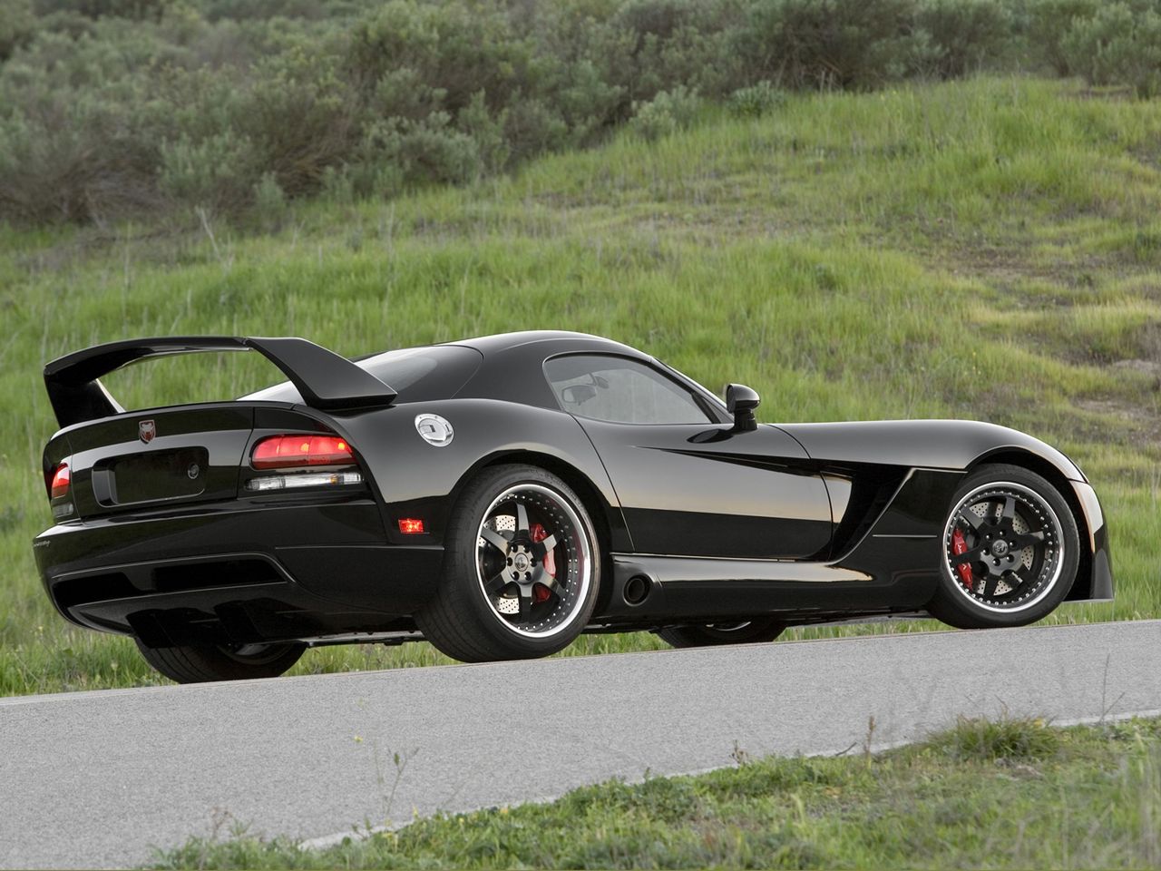 Hennessey Viper Venom SRT-10 700NM Neiman Marcus Special Edition fot.2 Hennessey Viper Venom SRT-10 700NM Neiman Marcus Special Edition [710 KM, 344 km/h]