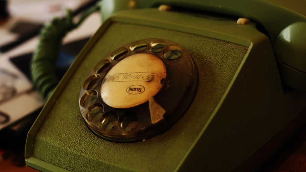 Bo telefon stacjonarny też może być fajny... [galeria] 1