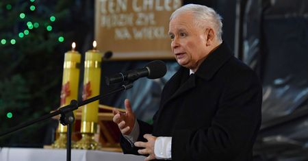 Rozdział Kościoła od państwa. "Kaczyński ma wielkie zasługi dla laicyzacji Polski"