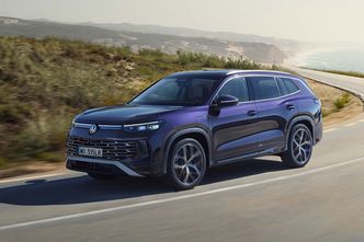 Nowe auto z niską ratą? Sprawdziliśmy najlepsze kredyty