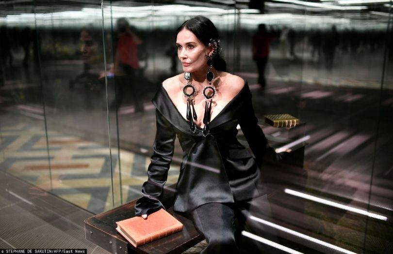 Demi Moore na pokazie Fendi