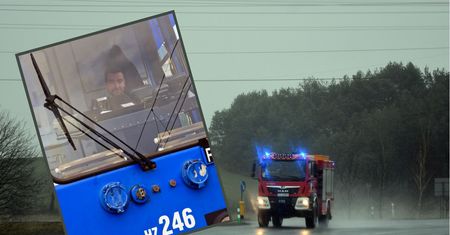 Motorniczy tramwaju gasił pożar na stacji. Niecodzienna akcja w Krakowie