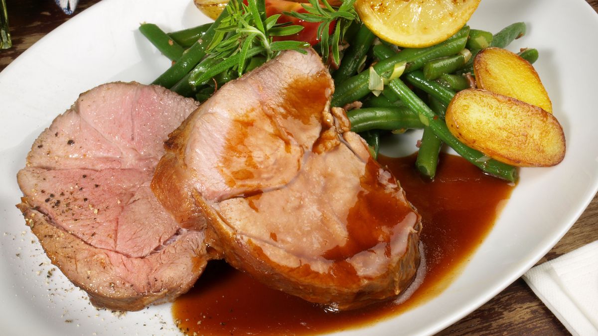 Lammbraten - niemiecka pieczeń z jagnięciny